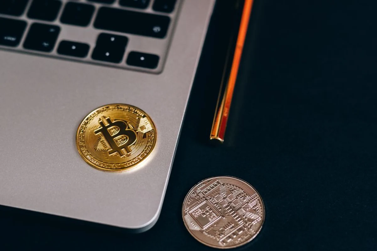 Krypto-CEO zu 15 Jahren Haft: Lehren für Anleger