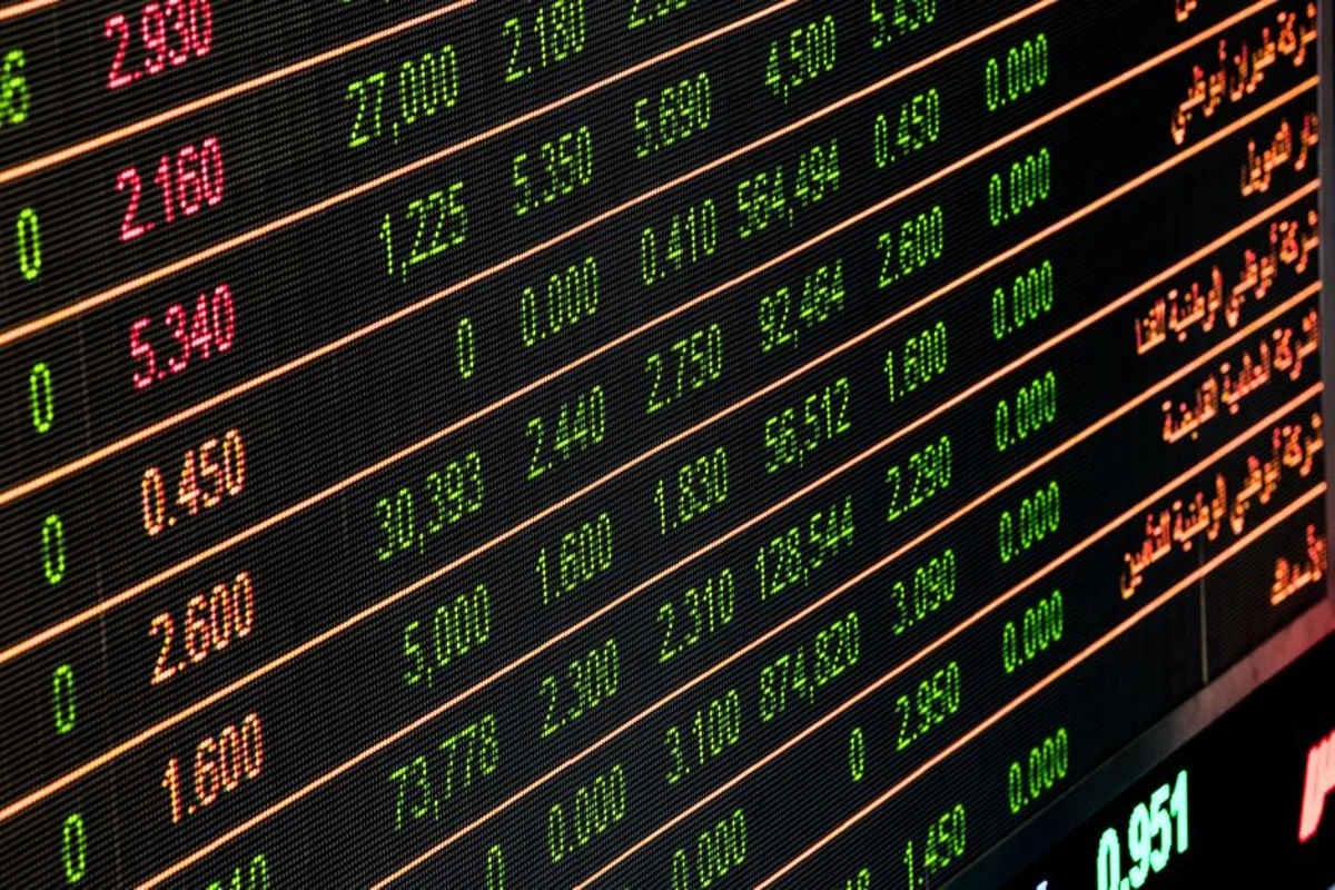 Kryptomarkt am Samstagmittag: Chancen und Risiken